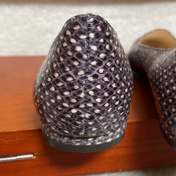 nine west snake print flats - Picture 9 of 12